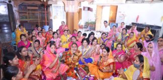 बंशी छोड़ दे रे सांवरिया आया होली का त्योहार