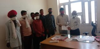 फूलिया कला भाजपा युवा मोर्चा मंडल अध्यक्ष ने अतिक्रमण को लेकर सौंपा ज्ञापन