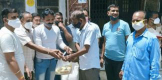 पुर में टैक्सटाइल स्पेयर पार्ट्स एसोसिएशन भीलवाड़ा द्वारा 51 राशन किट वितरण