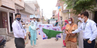 आमजन को किये मास्क वितरण, गाईडलाईन की पालना करने के लिये की समझाईश