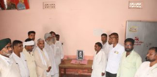 आज भी हिन्दुस्तान के लाखों दिलों पर राज करते है दिलीप कुमार