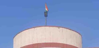 उप तहसील कार्यालय में स्वतंत्रता दिवस पर ध्वजारोहण किया।