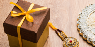 इस रक्षाबंधन बहन को दे सकते हैं ये खास उपहार, जानें किस स्कीम में मिलेगा कैसा लाभ