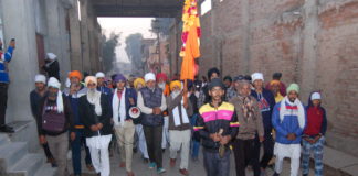 प्रभातफेरी: श्री गुरु तेग बहादुर जी के शहीदी दिवस पर प्रभात फेरी निकाली