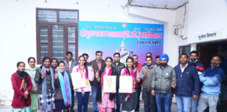 इंटर कॉलेज वूशू प्रतियोगिता में मैडल विजेताओं का सम्मान