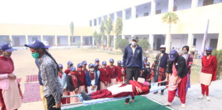 छात्राओं को दिये प्राथमिक चिकित्सा उपचार संबंधी गुर