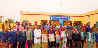 पदोन्नत हुए प्रशासनिक अधिकारियों का अम्बेडकर संघ ने किया सम्मान