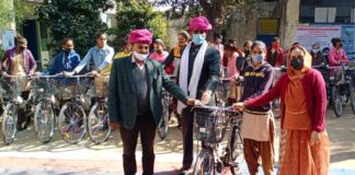 माताजी खेडा की छात्राओं को मिली साइकिले, छात्रा ही कल का भविष्य -प्रधान माया जाट