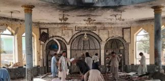 मस्जिद में धमाका, सबसे बड़े धर्मगुरुओं मुल्ला मुजीब सहित 14 लोग मारे गए, जानें पूरा मामला