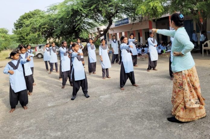 1fd3bcb4-885b-4990-bc43-1d43636c5889