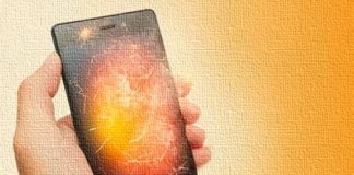 सावधान! फोन कवर के पीछे कहीं आप भी तो नहीं रखते पैसे, अगर हां तो ये खबर आपके लिए