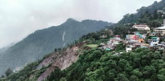 जोशीमठ से भी बड़ी आपदा का खतरा अब नैनीताल पर, 33 साल से जारी है अवैध निर्माण
