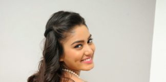 एक्ट्रेस सना मकबूल पैपराजी के सामने गिरी मुंह के बल,कहा जोर से लगी है…VIDEO हुआ वायरल