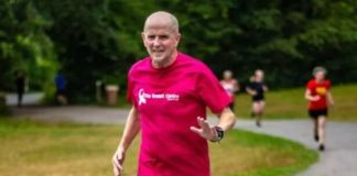 आदमी को दौड़ने से हुआ ब्रेस्ट कैंसर! कहा…इन लक्षणों को ना करें नजर अंदाज वरना…