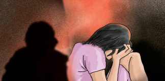 शर्मनाक…ट्रेन में सोती हुई महिला के मुंह पर शख्स ने किया मास्टरबेट, पढ़ें पूरी खबर