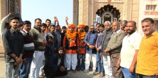 शाहपुरा हिंदू संगठनो ने शहीद कार सेवक परिवार का सम्मान किया