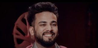 एल्विश यादव हुए बेकाबू, शख्स को जड़ा थप्पड़, VIDEO में देखिए क्या हुआ?