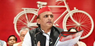 सपा का घोषणा पत्र जारी, अखिलेश यादव ने किया मनेरगा से लेकर मुफ्त शिक्षा का वादा, पढ़ें..