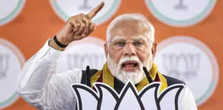 PM मोदी बोले- जिनका इतिहास ज़मीन कब्जाने का, वो ज़मीन देंगे क्या? देखें मुजफ्फरपुर रैली का VIDEO