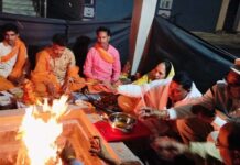 चैत्र नवरात्रि पर श्री काशी विश्वनाथ महादेव मंदिर में बढ़ी भक्ति की धारा