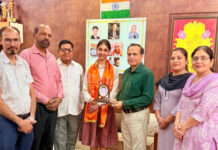 छोटी उम्र, बड़ा नवाचार: डी ए वी की वर्तिका का स्मार्ट हेलमेट इंस्पायर अवार्ड के लिए चयनित