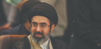 कौन हैं मुजतबा खामेनेई? अयातुल्ला अली खामेनेई की मौत के बाद बनें ईरान के अगले सुप्रीम लीडर