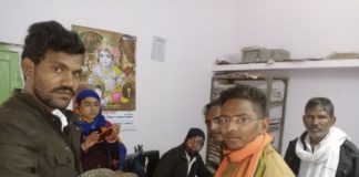 घायल मोर को शाहपुरा पहुंचाकर वन विभाग को सौंपा।