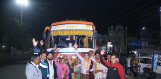 अयोध्या में बनने वाले भव्य श्रीराम मन्दिर के लिये सैकड़ों लोग अयोध्या के लिये रवाना