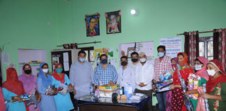 फ्रंट लाइन वर्करों को वितरीत किये सुरक्षा उपकरण