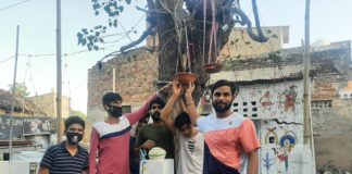 खटीक समाज द्वारा लगाए परिंडे