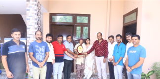 कारगिल विजय दिवस पर शहीद की वीरांगना का किया अभिनंदन