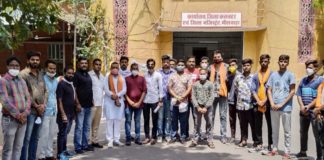 हिंदू जागरण मंच ने मॉम लॉन्चिंग के विरुद्ध सौंपा ज्ञापन