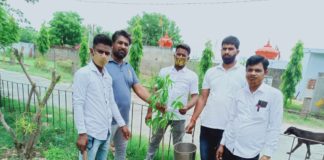 भारतीय स्वतंत्रता संग्राम के अग्रदूत मंगल पांडे की जयंती पर भाजयुमो ने किया पौधारोपण।