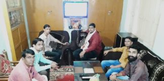 भारतीय जनता पार्टी के कार्यकर्ताओं ने सुनी पीएम मोदी के मन की बात