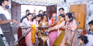 भगवान भोलेनाथ के दर्शनों के कपाट खोले