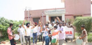 ओलंपिक में ब्रॉन्ज मेडल जीतने पर खेल प्रेमियों ने मनाई खुशियां