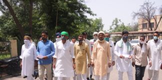 डिग्गियों का अनुदान दिलवाने की मांग, काश्तकारों ने कलक्टर व कृषि विभाग के उपनिदेशक को सौपा ज्ञापन