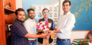 ऑल इंडिया कांग्रेस कमेटी राष्ट्रीय प्रवक्ता पवन खेड़ा से कि शिष्टाचार मुलाकात