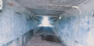 अंडरब्रिज नही बनने से एक हुई थी मौत ,कई हुए घायल अब कट को बंद किया तो एक किमी दूर तक चक्कर लगाते है ग्रामीण