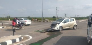 दो कारों की आपस में भिड़ंत चार घायल।