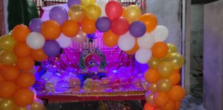 मटकी फोड़ मनाया कृष्ण जन्मोत्सव