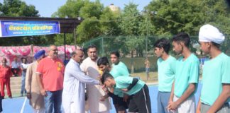 जिला स्तरीय बास्केरटबॉल प्रतियोगिता का आगाज