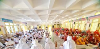 बाहर से जागना सरल है, भीतर से जागना बहुत मुश्किल है- साध्वी चंदनबाला