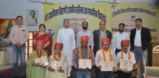 बच्चों के विकास में शिक्षक की अहम भूमिका – दयाराम जाखड़