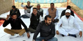 अखिल राजस्थान राज्य कर्मचारी संयुक्त महासंघ का धरना दूसरे दिन जारी