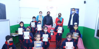 सैन्ट लॉरेन्स स्कूल में बैग मैन्टेनिंग प्रतियोगिता का आयोजन