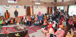 गुरूगोबिन्द सिंह के प्रकाशोत्सव पर मानवता की सेवा करने वालों को किया सम्मानित