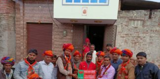 भाजपा कमल पट्टीका अभियान के तहत कमल पट्टीका का अनावरण किया