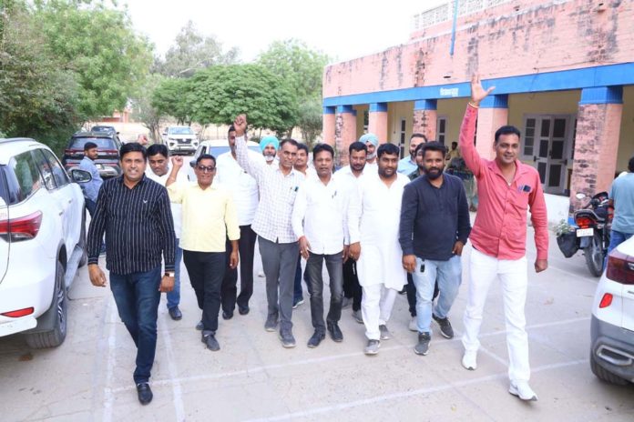 01_Relining Thekedar