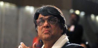 VIDEO: ‘शक्तिमान’ ने दिया विवादित बयान, लड़कियों को बताया ‘धंधे वाली’, सोशल मीडिया भड़का